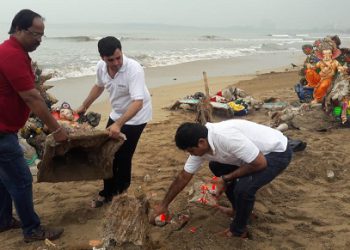 AEML activates cleanliness drive at Juhu beach post Ganpati Immersion