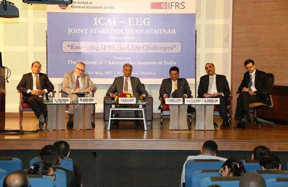 13th Emerging Economies Group meeting held