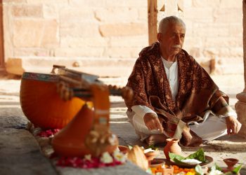 Naseeruddin Shah sir taught me his life-hack to look exhausted while shooting”, debutant Ritwik Bhowmik