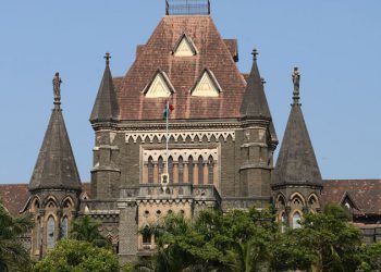 Bizman’s wife serves defamation notice against a reputed newspaper