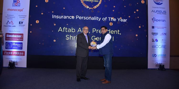 Shriram General Insurance President, Mr. Aftab Alvi conferred with ‘Insurance Personality of the Year Award’ at the Insurance India Summit and Awards
