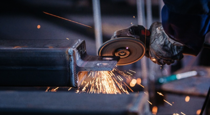 “The Art of Metal Finishing: Elevating Your Products with Exquisite Craftsmanship”