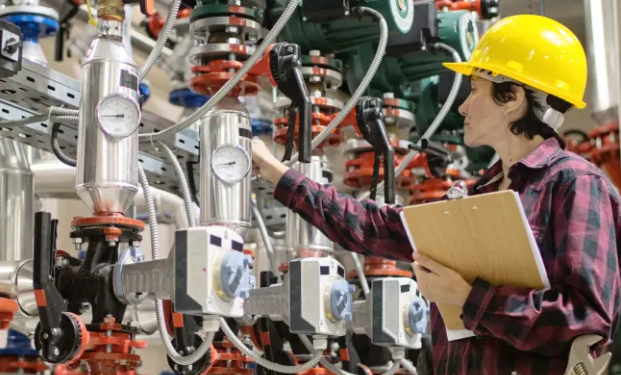 “Revolutionizing Industrial Manufacturing Processes: The Impact of Commercial Boilers”