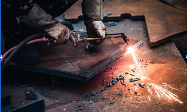 “Advantages of Metal Forming and Fabrication for the Defence Industry: Forging Strength in Security”