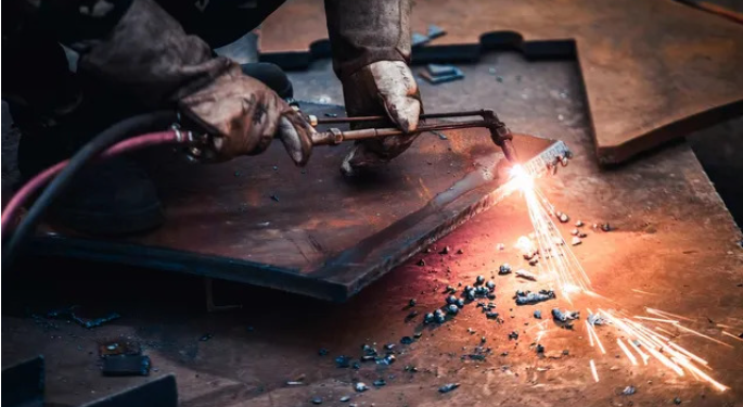 “Forging Ahead: Metal Forming and Fabrication in the Digital Age”