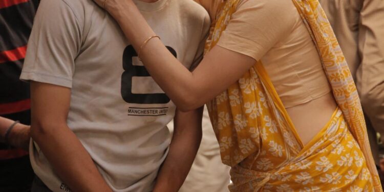Manish Tiwary’s Chidiakhana, an unmissable family film