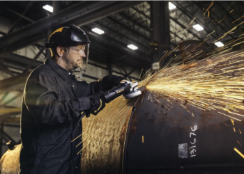 “Precision and Accuracy in Metal Forming and Fabrication: Key Factors for Success”