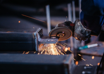 “The Art of Custom Metal Fabrication: Blending Creativity and Functionality”
