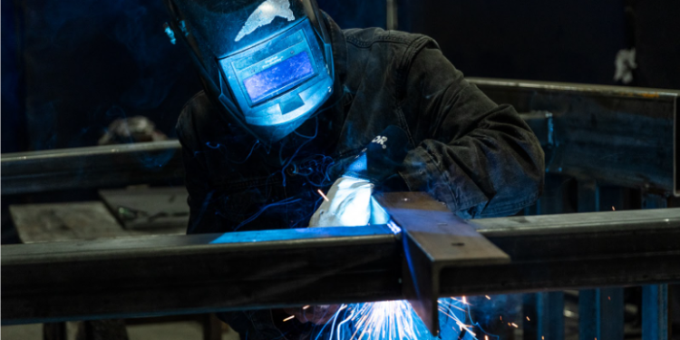 “Metal Fabrication for Renewable Energy: Forging a Greener Future”