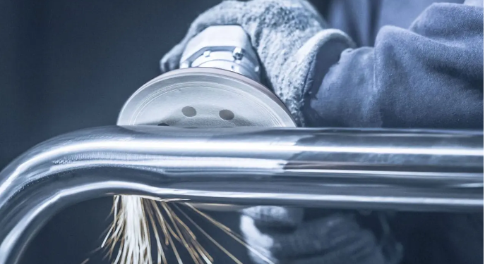 Preserving Brilliance: Surface Treatment for Corrosion Prevention