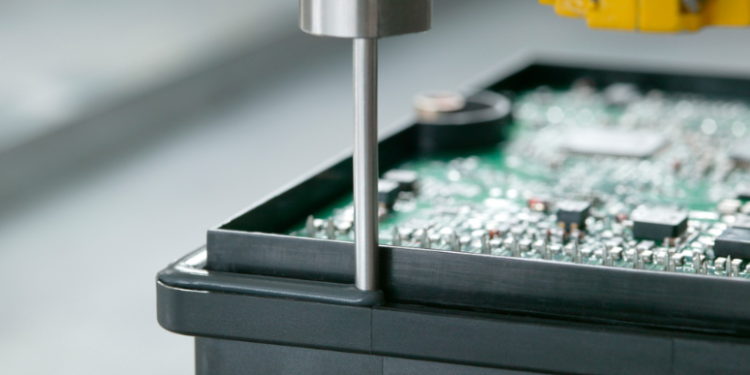 Adhesives in the Renewable Energy Sector: From Wind Turbines to Electric Vehicles