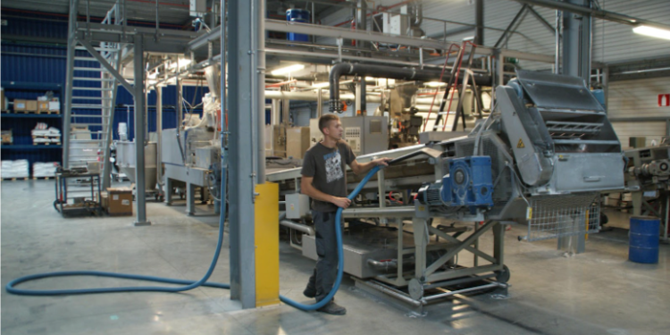 From Construction to Manufacturing: The Versatility of Compressors in Different Industries