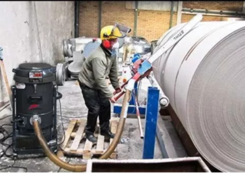 A Breath of Fresh Air: Compressors and Vacuums in Environmental Conservation