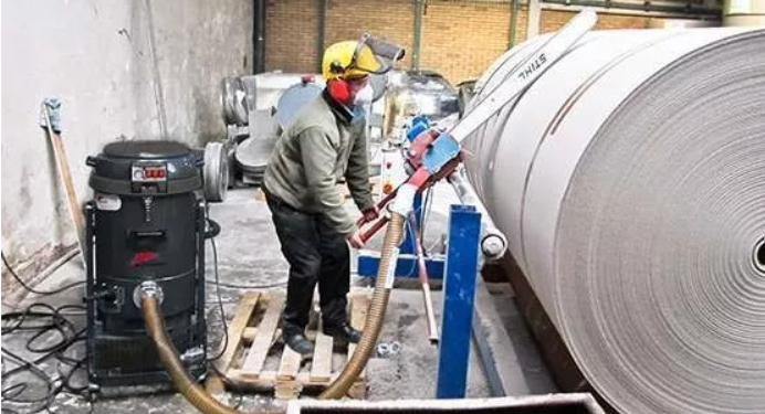 A Breath of Fresh Air: Compressors and Vacuums in Environmental Conservation