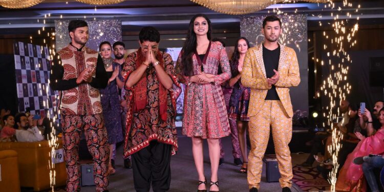World Designing Forum Sets Remarkable Benchmark for New Fashion Industry on National Handloom Day