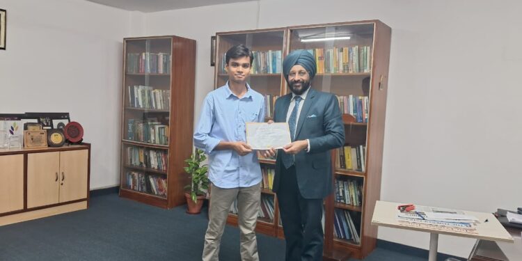 Ashutosh Bhushan- The Spotlight Icon Award title award winner