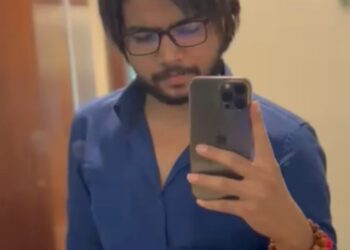 18 year old software developer, got above struggles to Create his company – CSExplained