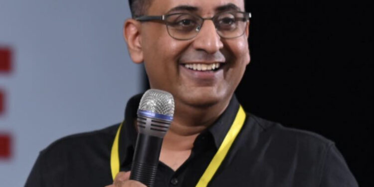 Revolutionising Industries: AI’s Impact on Digital Marketing in Healthcare, Pharma, Food, Real Estate, Travel, and Education