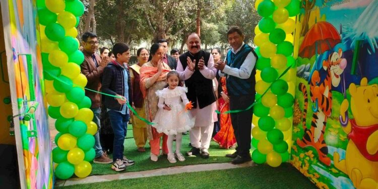 Unlocking early brilliance: Makoons Play School Launches New Center in Noida Sector 135!