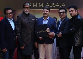 Amitabh Bachchan launches SMM Ausaja’s Om Books International’s The Bachchans: A Saga of Excellence Unveiling
