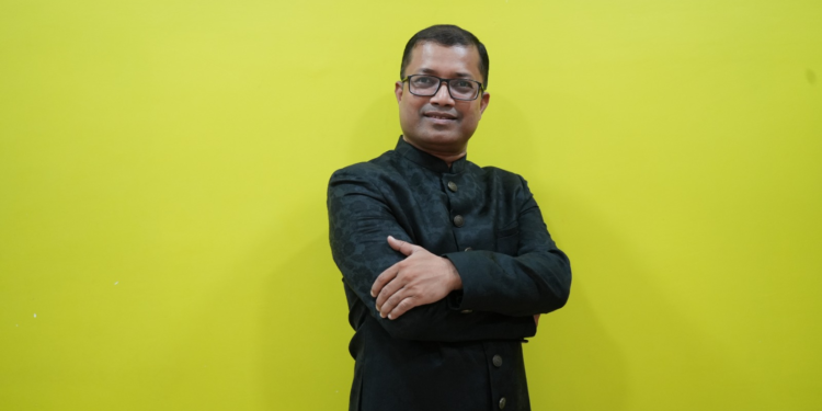 Dr. Sanjay Saha Ki Rama  a Luminary in Energy Medicine and Ancient Energy Professor Mahaguru