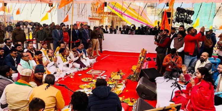Sanskrit Singer Madhvi Madhukar’s “Madhuram Vrind” Band Performed in Ayodhya and Orchha During Consecration Ceremony Of Lord Ram.