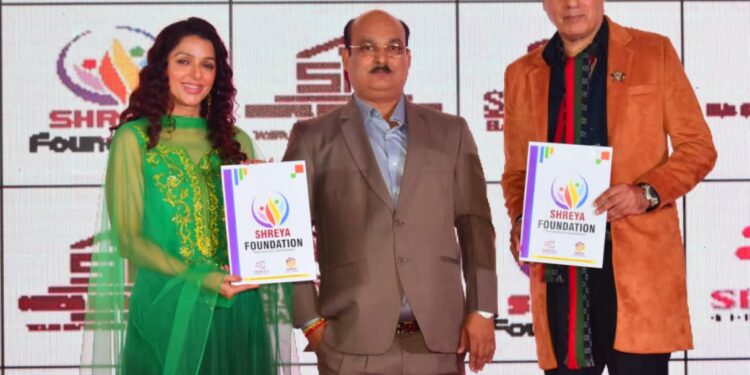 Rahul Roy, Bhumika Chawla launched the music album of Shreya Entertainment and Productions