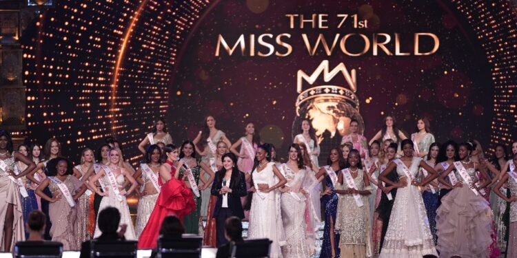 Designer Archana Kochhar is promoting the Make in India Campaign in 112 countries through the Miss World Festival 
