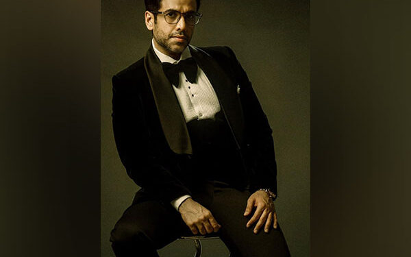 Tusshar Kapoor joins the cast of Producer Prerna Arora’s OTT film “Dunk” in an electrifying avatar as an indestructible lawyer