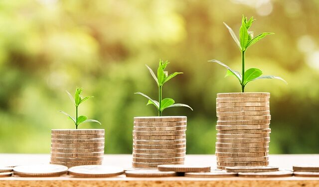 Bank FD vs Corporate FD: Which One Should You Choose?