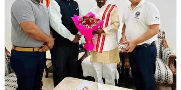 KIWANIS INTERNATIONAL INDIA TEAM MEETING WITH HONOURABLE GOVERNOR OF HARYANA SRI BANDARU DATTATREYA
