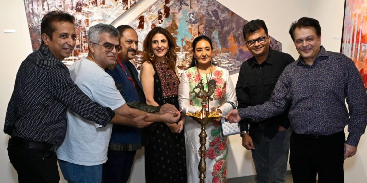 Leslee Lewis, Jaspinder Narula and Atul Khatri dive into an immersive journey with artist Anita Goel at FloorOne, Juhu.