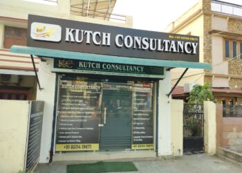 Shantanu Neekhara: A Beacon of Financial Empowerment Through Entrepreneurial Ventures