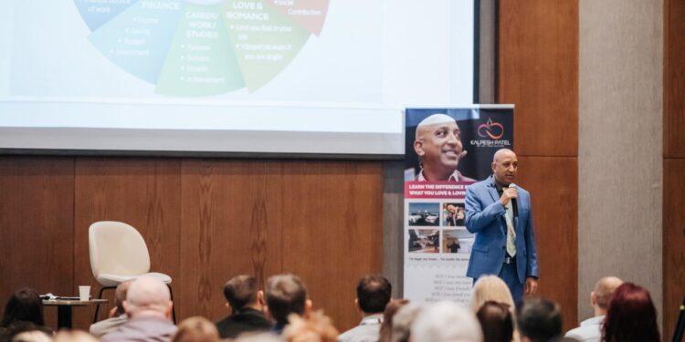 Kalpesh Patel defines the Role of Direct Selling for Budding Entrepreneur’s.