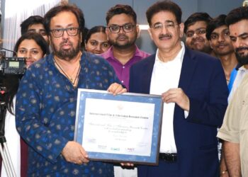 Masterclass in Filmmaking: Pankaj Parashar’s Transformative Workshop at AAFT