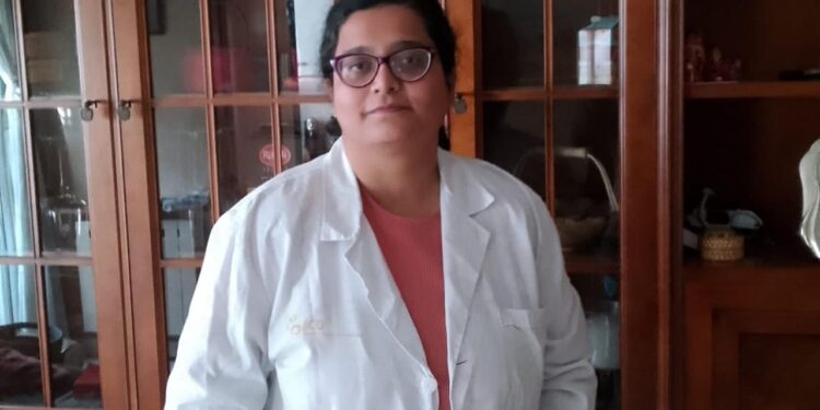 Dr. Neema Tiwari: A Pioneering Pathologist and Prolific Author.