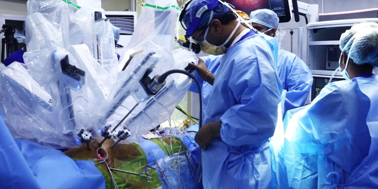 Yemeni Patient with Complex Mitral Valve Disease Undergoes Lifesaving Robotic Procedure at Apollo Hospitals