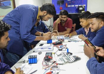 DIYguru Partners with L&T Edutech for E-Mobility Training in Indian Universities, launches hardware enabled PG Certification Program.