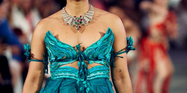 Tanishq bedazzles Paris Haute Couture Week with Timecrafted diamonds