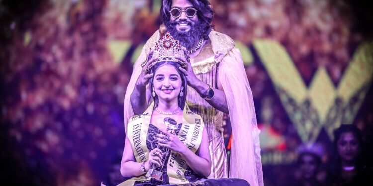 YIFW National fashion Icon of India 2024 Winner Rashi Joshi From from Telengana : A Young Prodigy in the World of Fashion