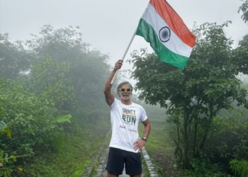 Milind Soman announces 3rd edition of Unity Run targeting a 240 km barefeet run from Pune to Vasai Virar Fort