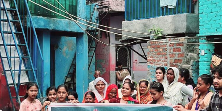 Nayi Subah, Nayi Disha Poori Padhai Desh ki Bhalai