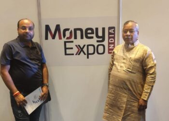 NRI plans to invest 100 crore in Indian SME