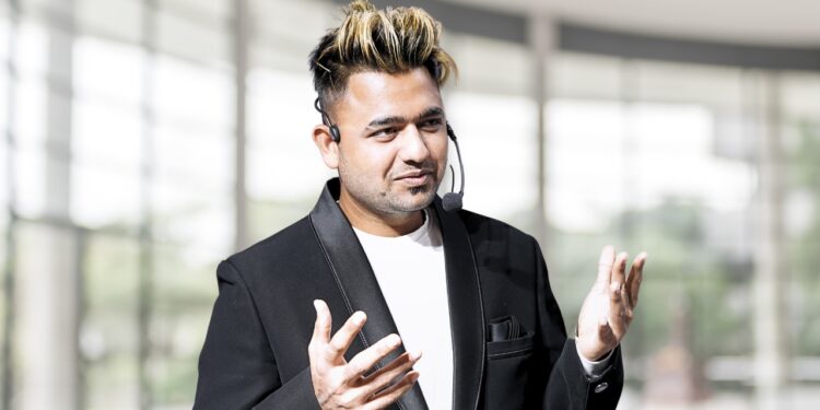 The Importance of Analysis in Fantasy Cricket: Insights from Veteran Somesh Thakre
