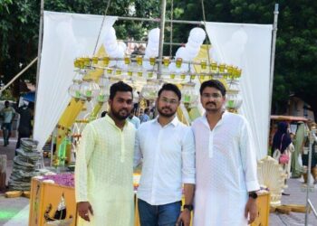 3 Musketeers from Kamala Mills Event Team Lead Historic Event in Palitana Of Bageshwar Baba