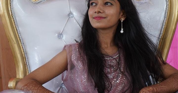 Tanjila Akbar Modhiya’s Dream Takes Flight with Debut Song “Manzoor” Directed by Neeraj Singh