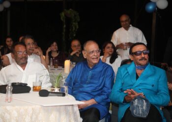 Aamir Khan, Jackie Shroff, Vidya Balan and other esteemed colleagues make the 90th birthday celebrations of veteran actor Achyut Potdar, an event to remember
