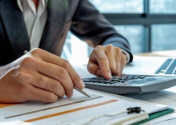 How Bajaj Finserv’s Professional Loans are Transforming Financial Planning for Doctors, CA’s, and More