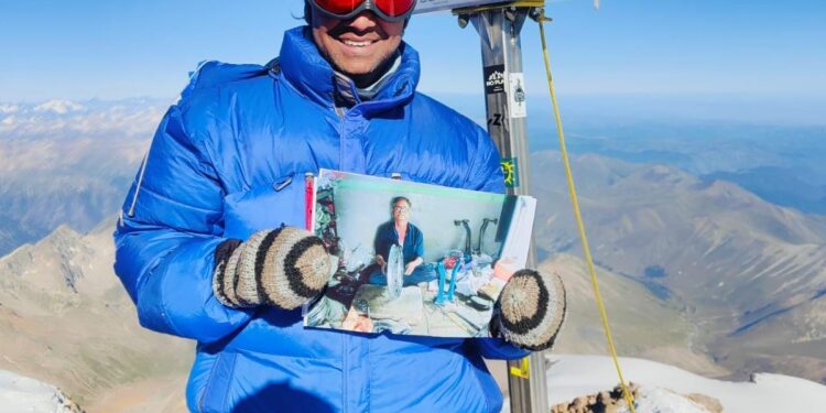 Anand Bansode climbed Mount Elbrus 3rd time to Honor Father’s Legacy: Scaling New Heights and Inspiring Generations