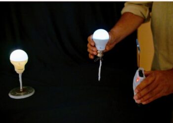 Wireless Charging Invention Uses RF Signals to Efficiently Transfer Power